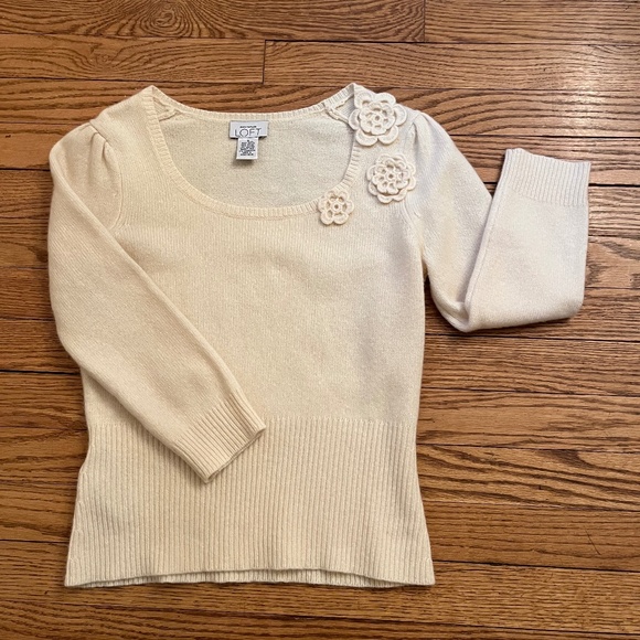 Sweater - Picture 1 of 1